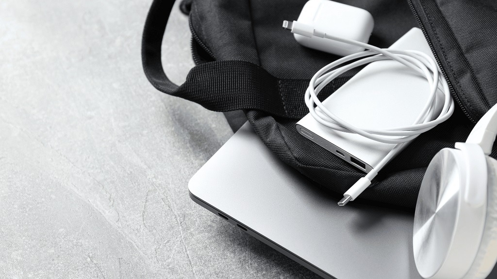 megfelelő laptop töltő