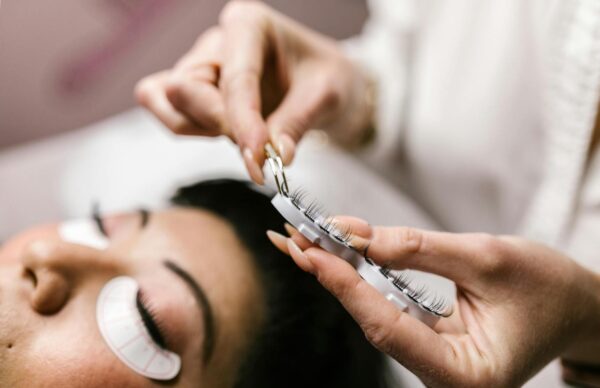 Lashes by Love műszempilla